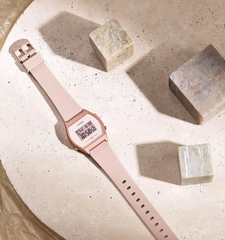 CASIO LW-204-4ADF